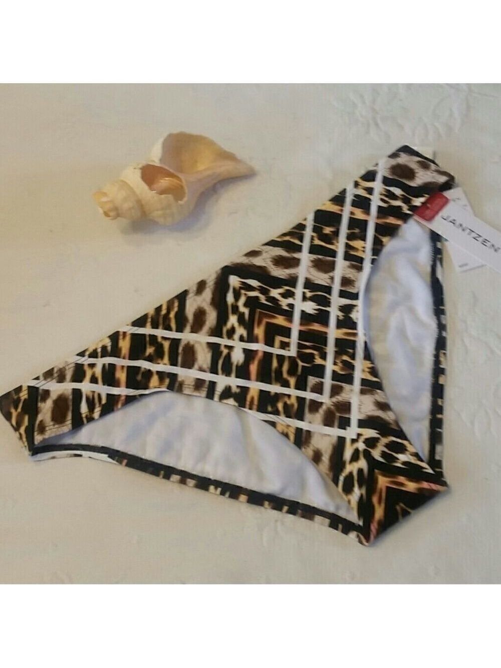 JANTZEN PLUS SIZE TRIBAL SWIM BOTTOM